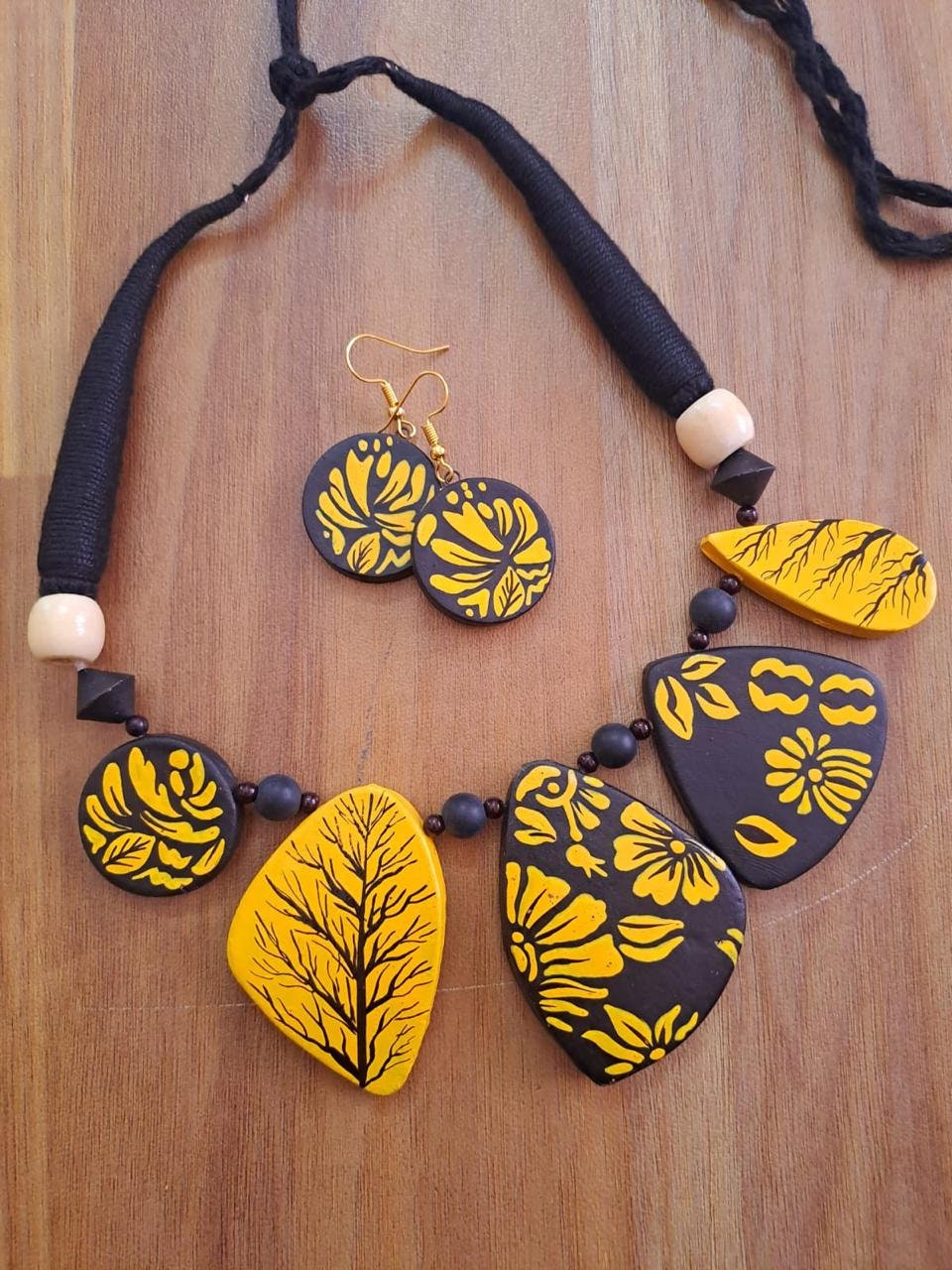 Mystical Dark Forest Design Black Dangly Earrings Geometric Statement Necklace Bold Fashion Jewelry