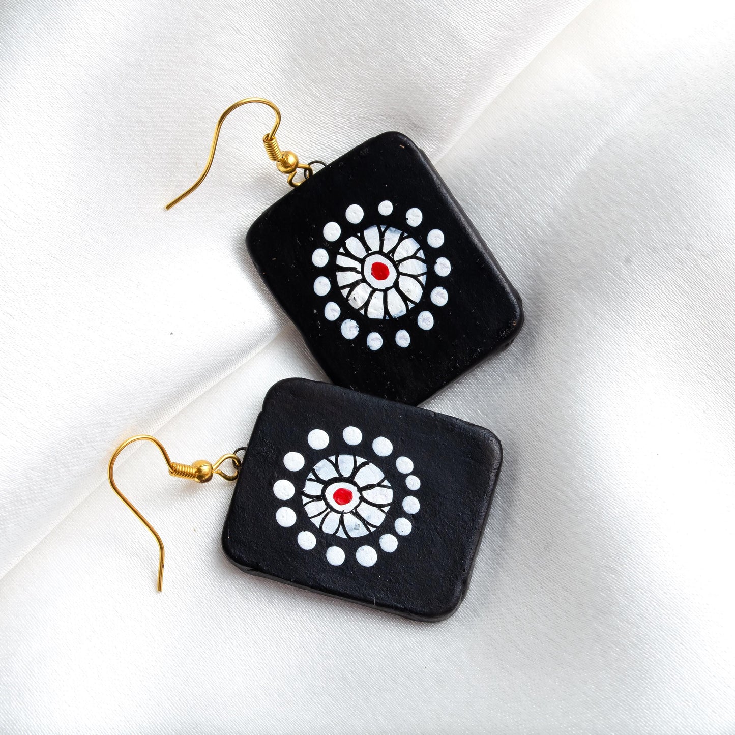 Black And White Clay Jewelry Set  Beautiful Tribal Women Design  Minimalist Earrings  Tribal Jewelry