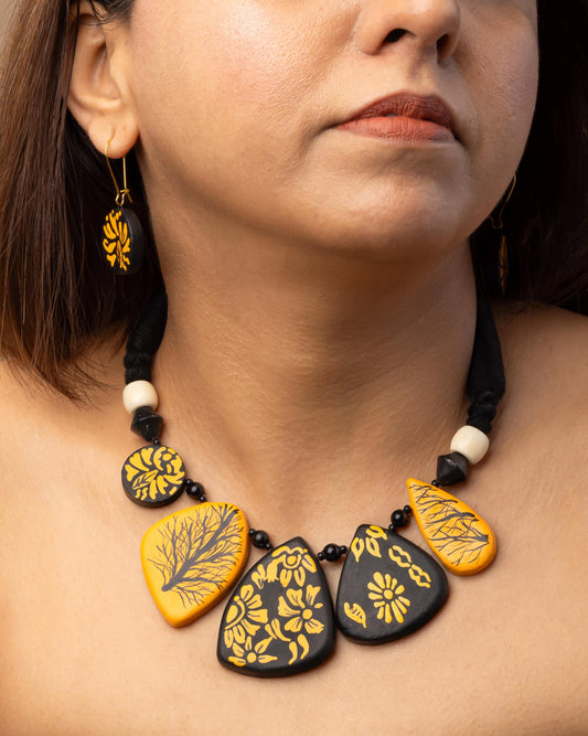 Mystical Dark Forest Design  Black Dangly Earrings  Geometric Statement Necklace  Bold Fashion Jewelry