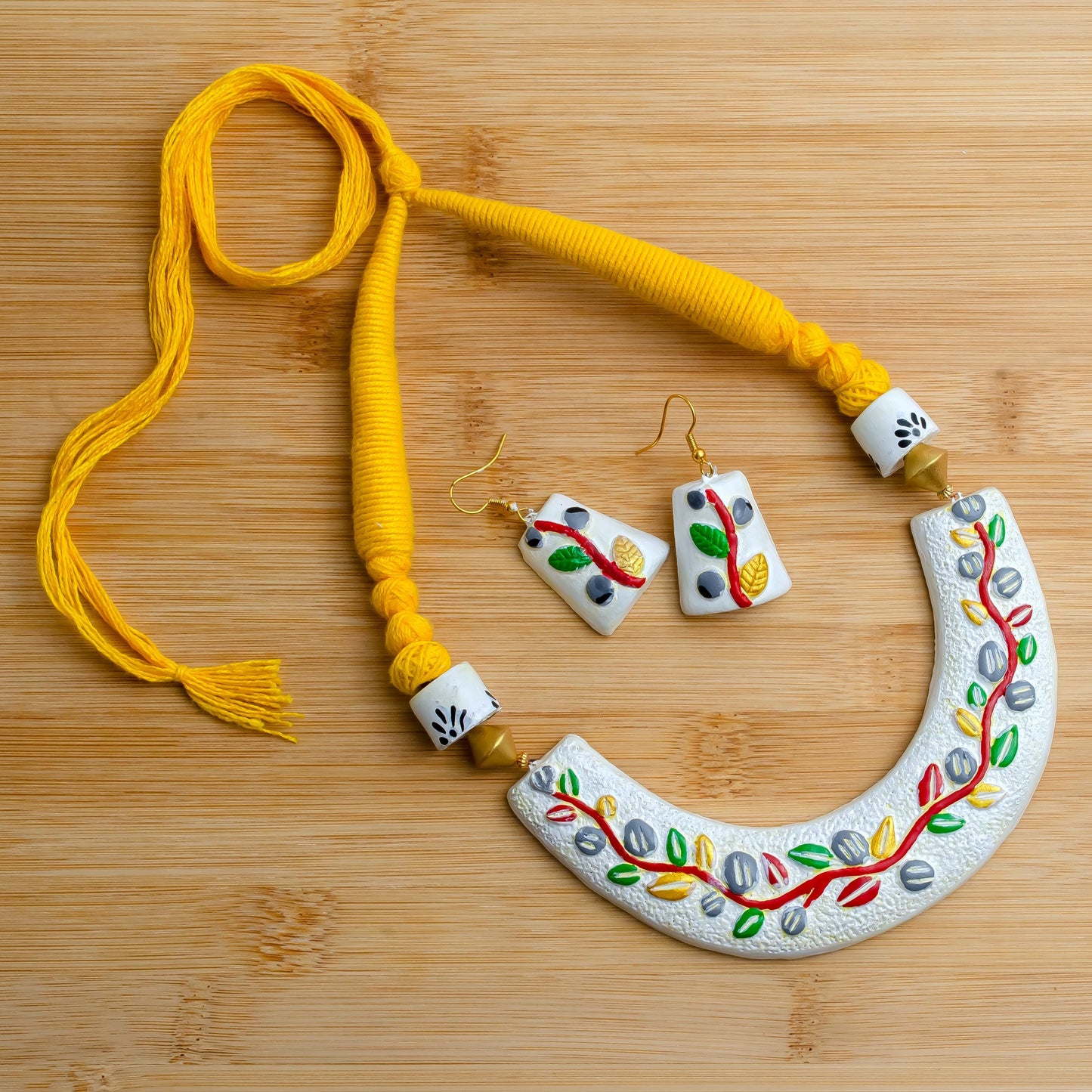 Geometric White Clay Jewelry Set with Colored Leaves  Handcrafted Dangle Earrings  Gifts for Her