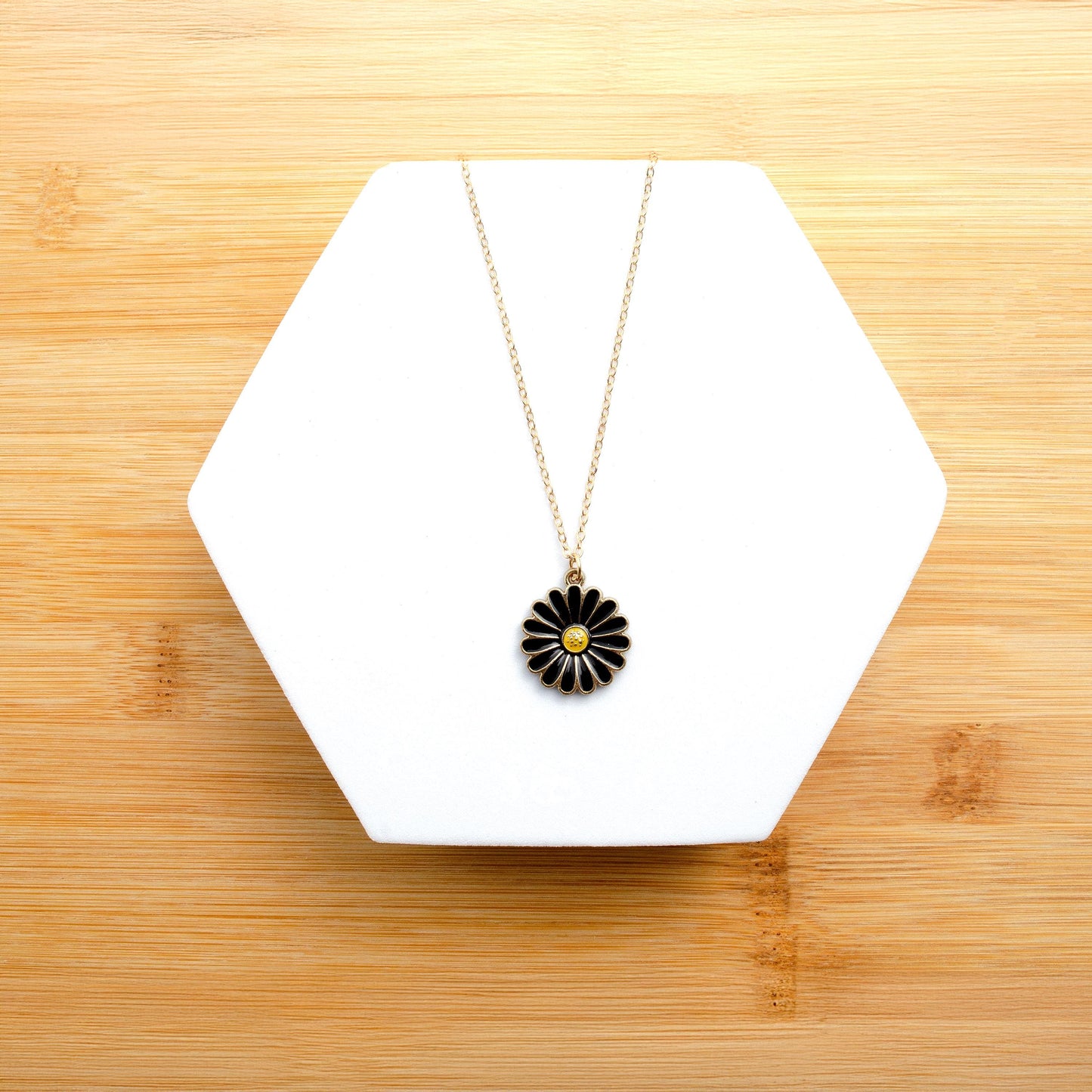 Daisy Flower Inspired Necklace  Boho Aesthetic Jewelry  Handmade Floral Jewelry