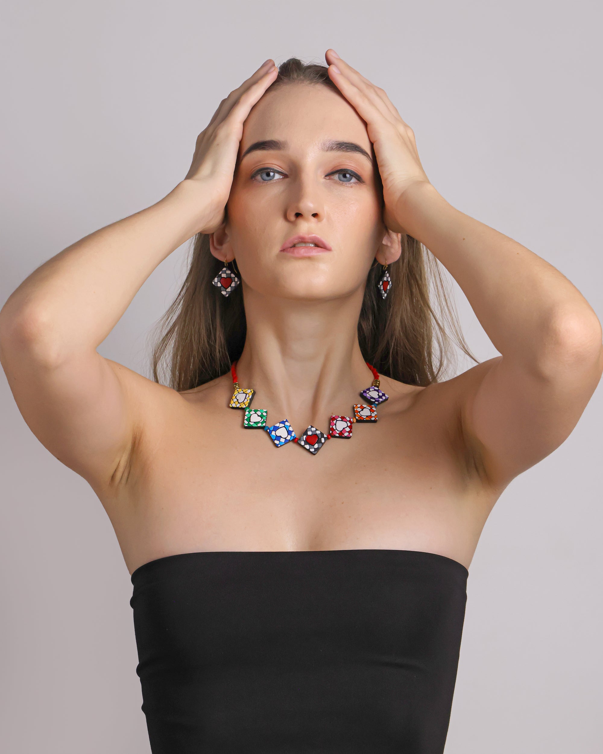 Minimalist Heart Choker Necklace Set