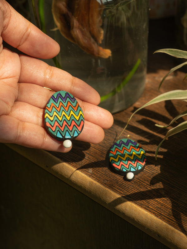 Handmade Earthen Clay Zig-Zag Oval Drop Earrings with Brass Hooks
