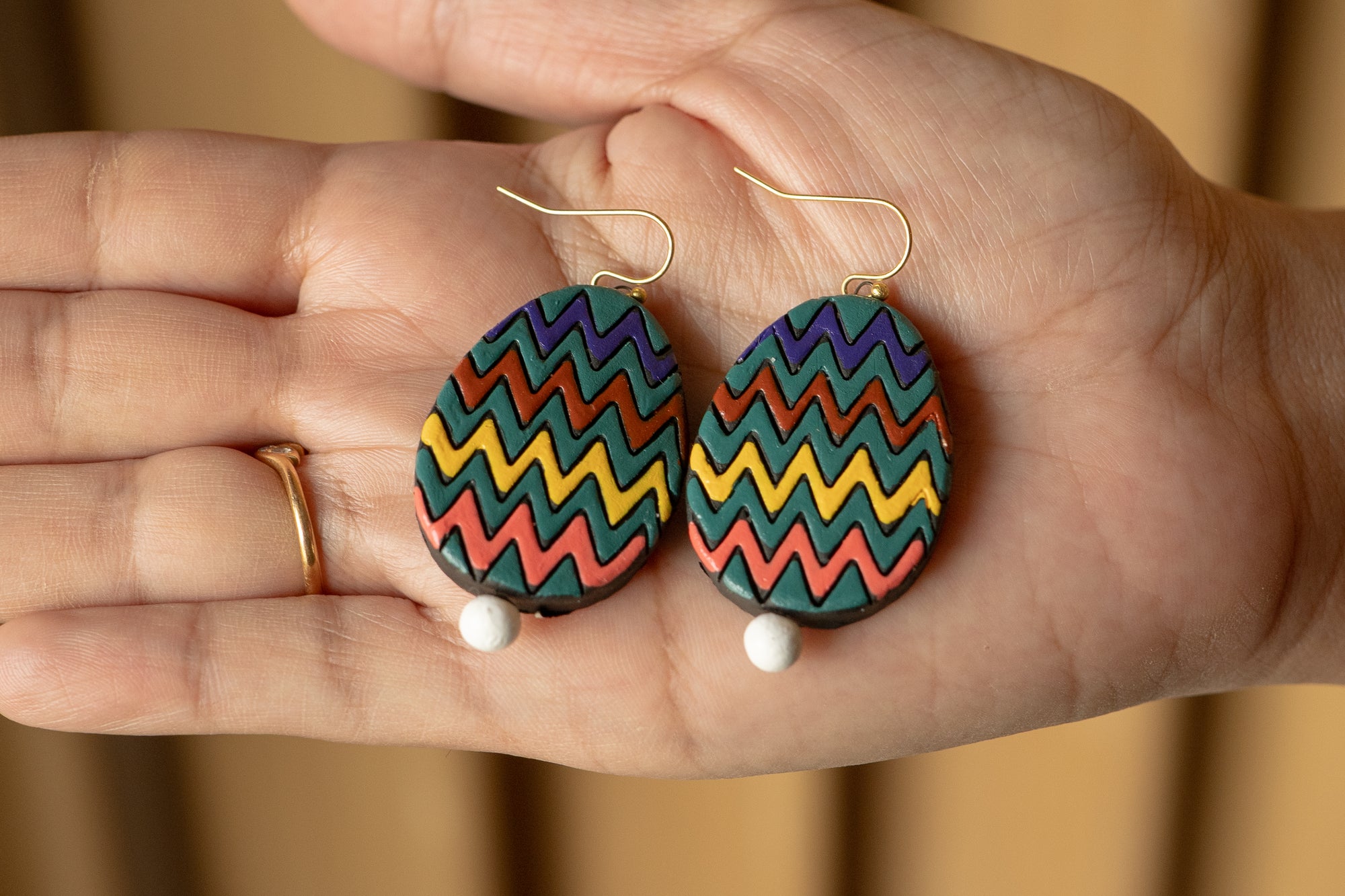 Handmade Earthen Clay Zig-Zag Oval Drop Earrings with Brass Hooks