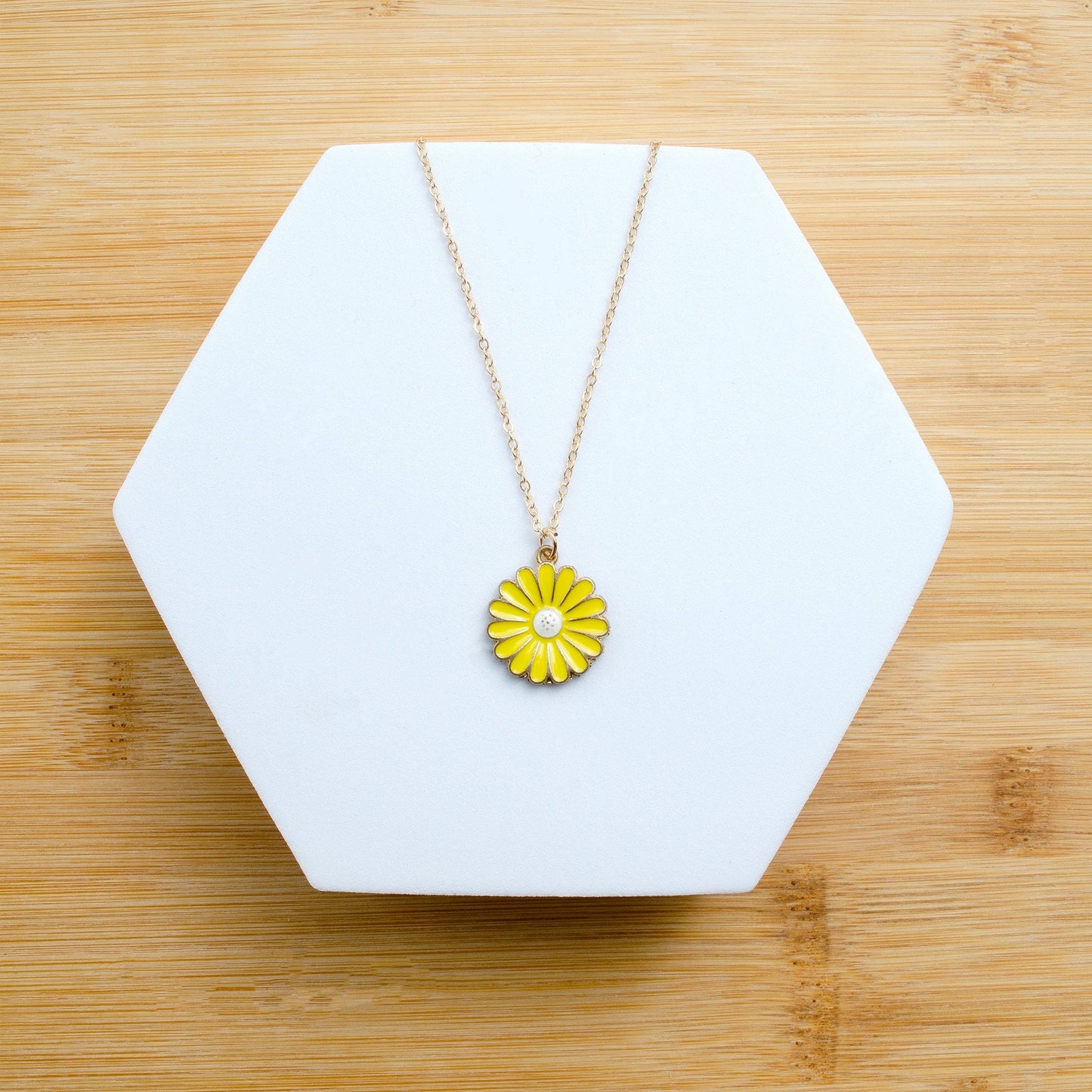 Daisy Flower Inspired Necklace  Boho Aesthetic Jewelry  Handmade Floral Jewelry