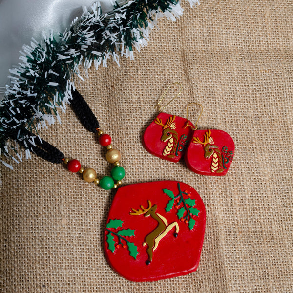 Handmade 3D Reindeer Clay Jewelry Set: Christmas Necklace & Earrings